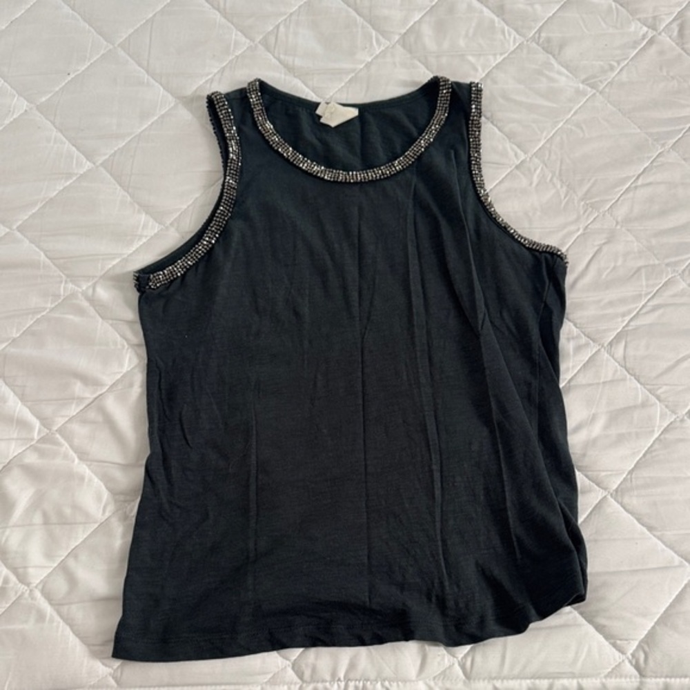 Embellished green Sleeveless Top
worn once
size s